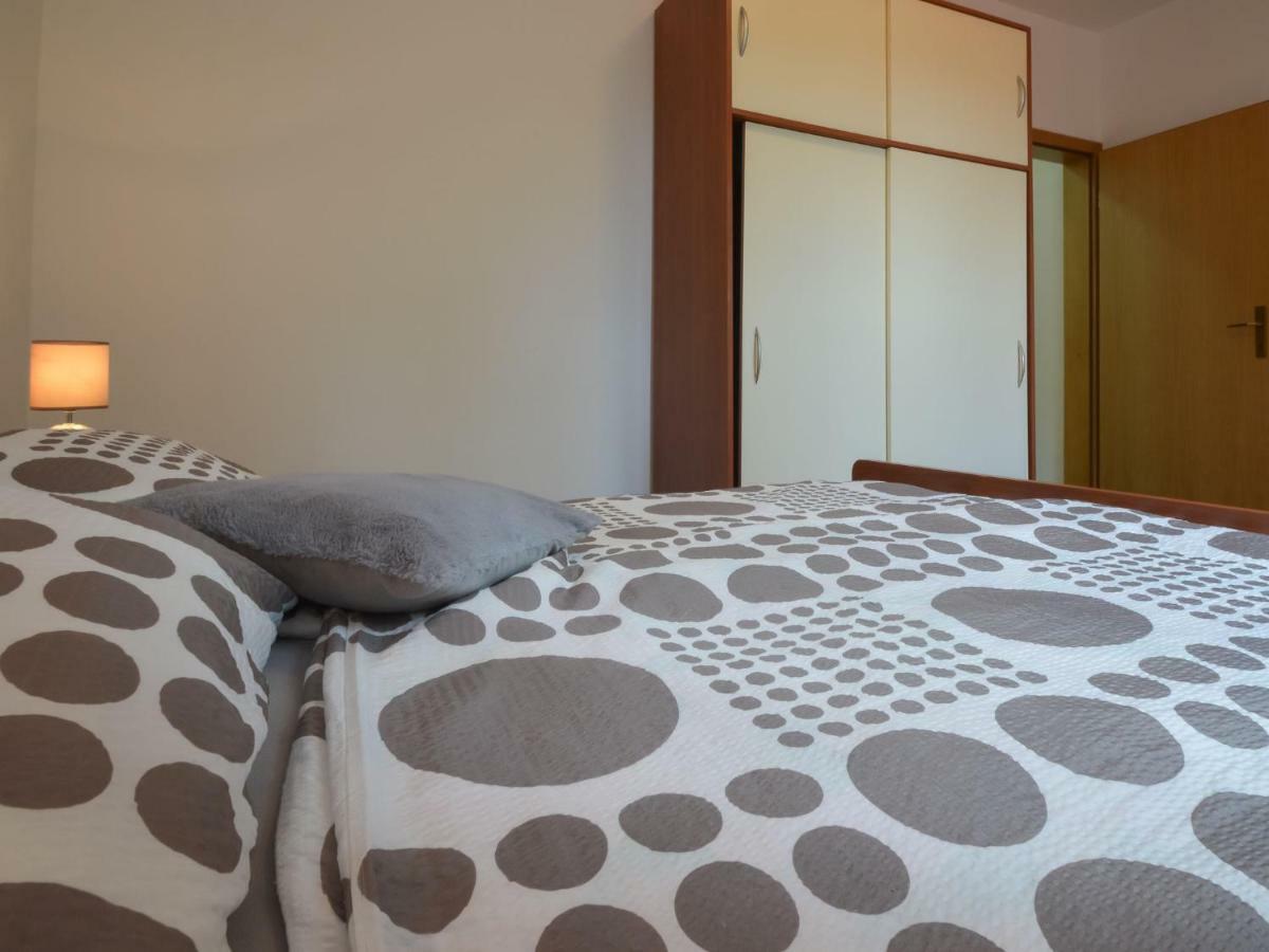 Apartment Mara-1 By Interhome Anić المظهر الخارجي الصورة